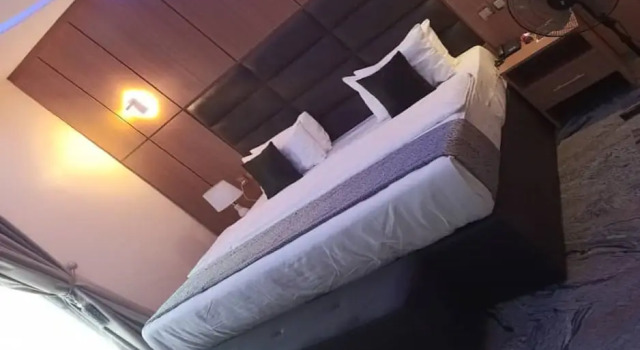 Апартаменты Executive с балконом Nduson Crown Apartment
