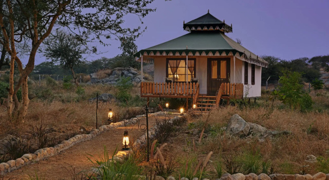 Jawai Leopard Safari Lodge, Забронировать Отель Отели штата Раджастхана с парковкой, Парковка