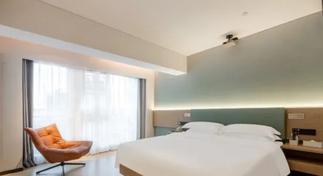 Люкс Jingju Hotel (Kunyi Fu Eryuan Jindingshan Bei Lu Road Subway Station)
