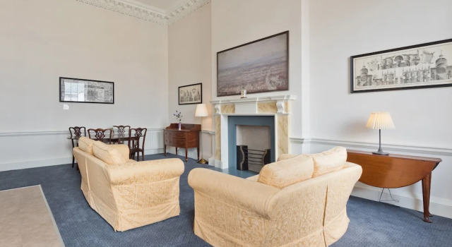 Henrietta Suites City Centre