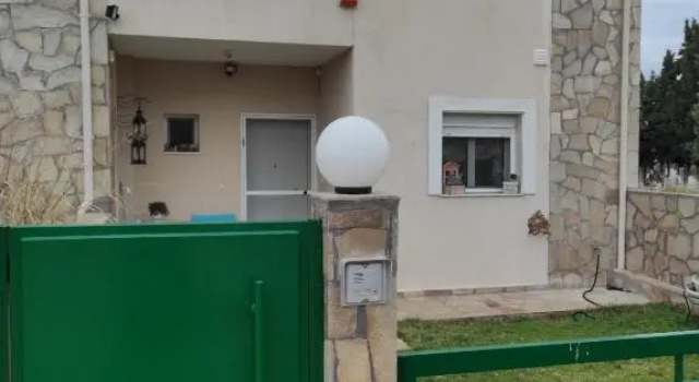 D & J Luxury House, Забронировать Отель Неа-Калликратия 