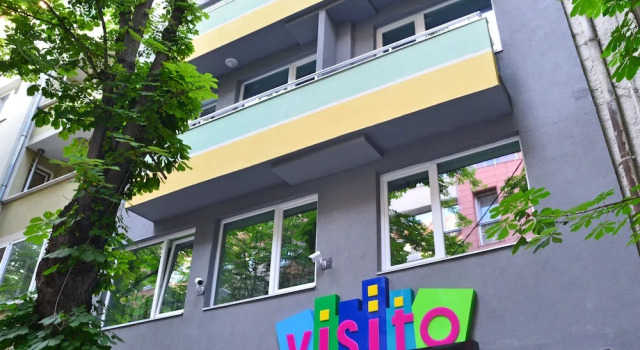 Visito Apart House