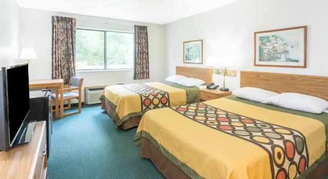 Четырёхместный номер Standard Budget inn & Suites
