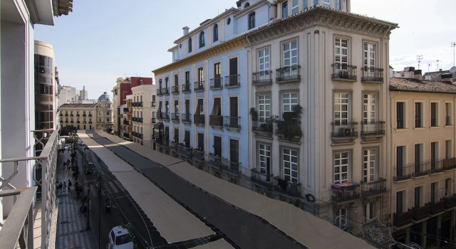 Chezmoihomes Luxury Apartment Carmen, Забронировать Апартаменты/квартира Отели Гранады с парковкой, рядом с Парк Фредерико Гарсия Лорки, Парковка