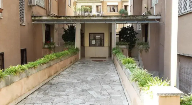 B&B Seneca, Prenota Hotel Trionfale Roma