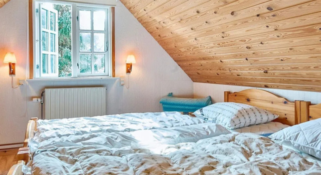 4 Star Holiday Home in Nexo, Rezerwuj Dom wakacyjny Hotele w Nexo z parkingiem, Parking