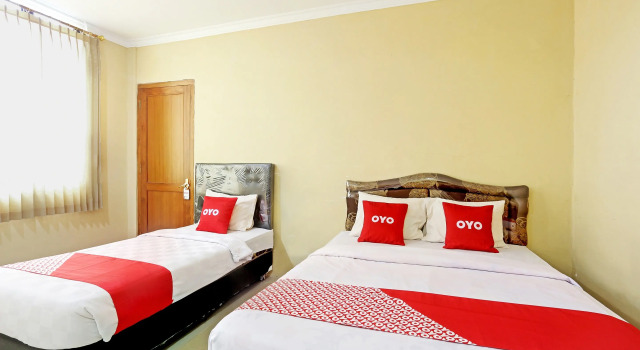 Люкс RedDoorz At Hotel Pakem Sari Kaliurang
