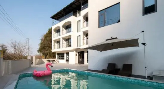 MOXI Family Slide Vacation Boutique Stay (Shenxi Water Park), Prenota Boutique Hotel a Huzhou con piscina, Piscina