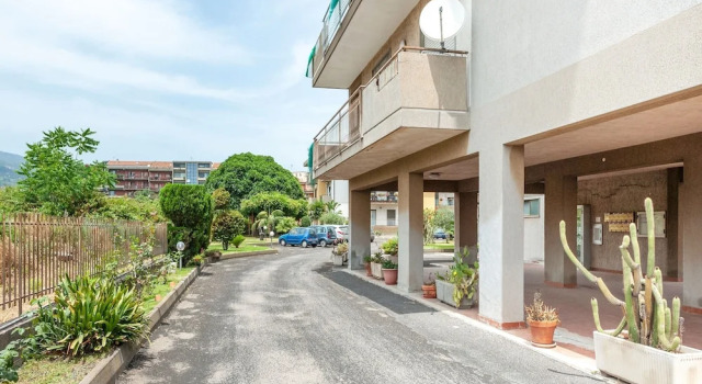 Апартаменты Etna & Sea View Apartment