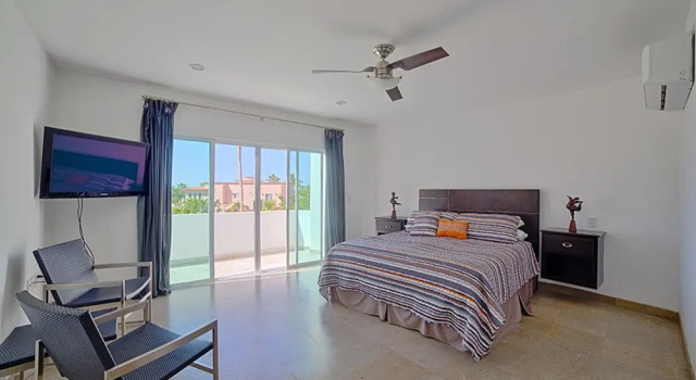 Walk to Cabo Bella beach 3BR Gem: Casa Angelina