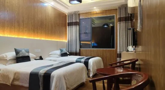 Lecheng Hotel