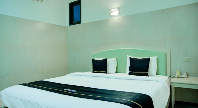 Двухместный номер Standard Townhouse Oak Palembang Near Jembatan Ampera Formerly Azzura Hotel