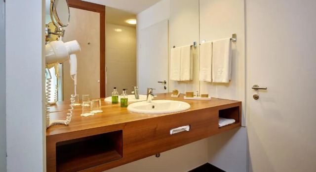 Двухместный номер Superior Hotel Spirodom