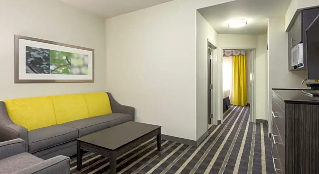 Одноместный люкс Holiday Inn Express and Suites Norman by IHG