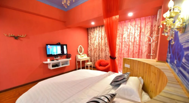 Wuzhen Youyouguyun Style Hotel, Rezerwuj Hotel Wuzhen Jiaxing