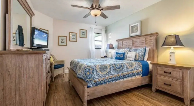 Colony Reef 2307 - Three Bedroom Condo, Rezerwuj Hotel Hotele w Saint Augustine Area z parkingiem, Parking
