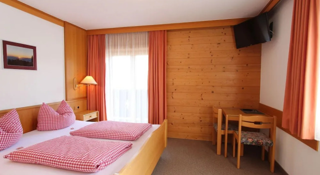 Spacious Chalet in Westendorf near Ski Lift, Забронировать Шале Отели Тироля 3 звезды, 3*