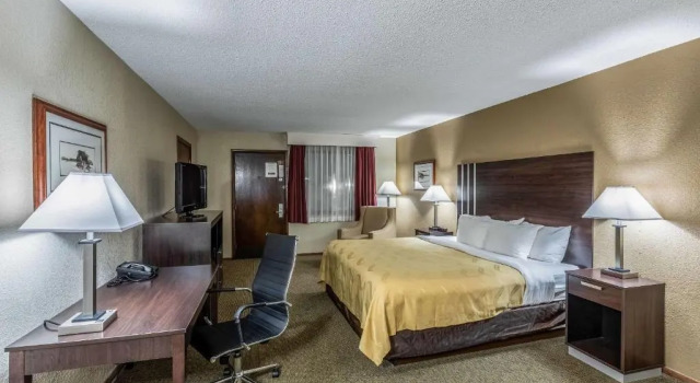 Номер Standard с видом на бассейн Quality Inn Wausau