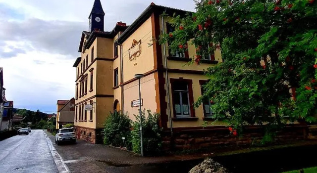 Pension Schul Inn, Rezerwuj Hotel Thal Turyngia
