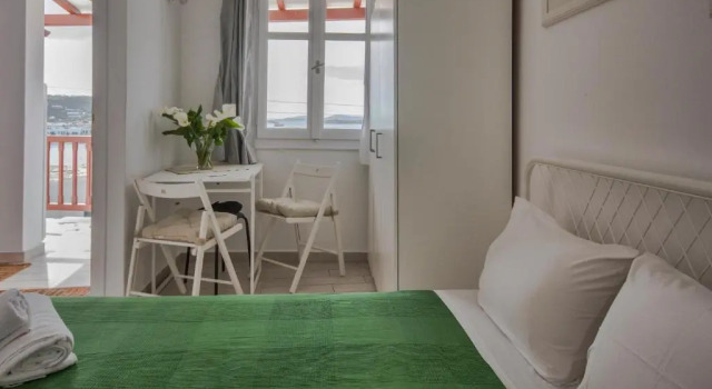 Студия Arodou Studio and Apartment