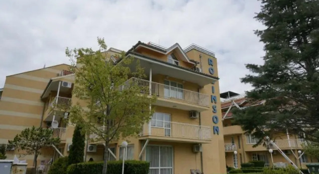 2-bedroom, 1- living room with folding divan, apartment with swimming pool and terrace, Забронировать Апартаменты/квартира Отели Солнечного берега с бассейном, рядом с Танцевальный клуб Mania, Бассейн