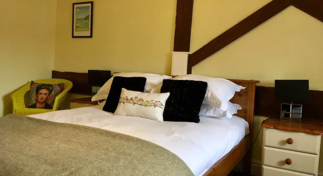 Pine Cottage at Graig Wen, Book Feriehus Arthog Gwynedd