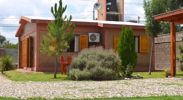 Isabel, Rezerwuj Hotel Alta Gracia Córdoba