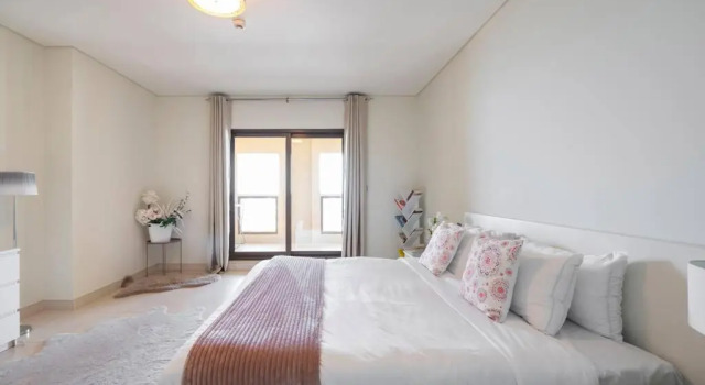 Balqis Residense Palm Jumeirah,Pool, Beach, Top floor, Full sea view, Restaurants, Забронировать Апартаменты/квартира Пальма Джумейра Дубай, рядом с Пляж Насими