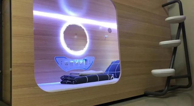 Standard capsule CapsulePod@Aljunied