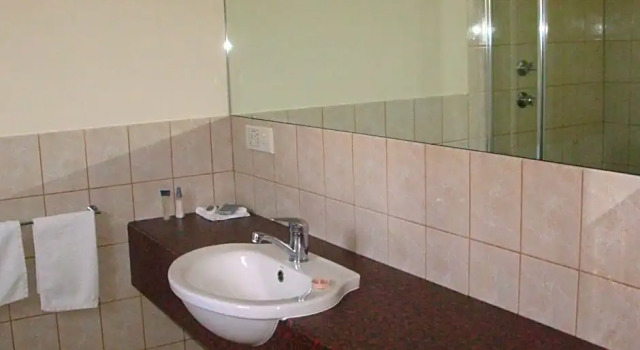 Трёхместный номер Standard ibis Styles Аделаида Мэнор