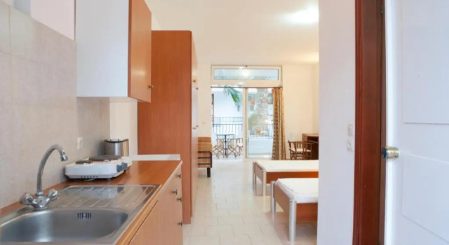 Апартаменты Coliseum Studios & Apartments