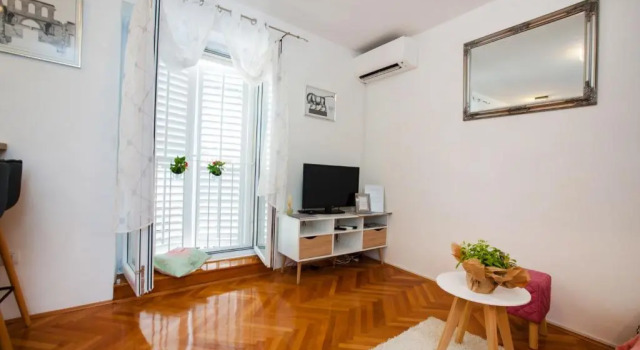 Apartment Dumaneo Art