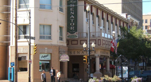 Hotel Senator