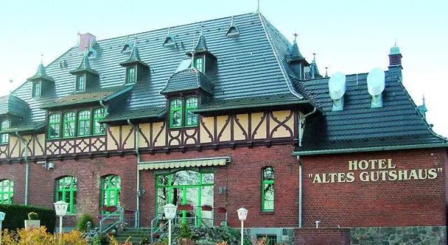 Gutshaus Am Schloss Klink, Забронировать Отель Клинк 