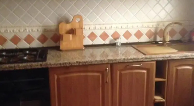 Bab Rouah 2 Bedroom Apartment, Rezerwuj Apartament Hotele w Tanger-Tetouan z parkingiem, Parking