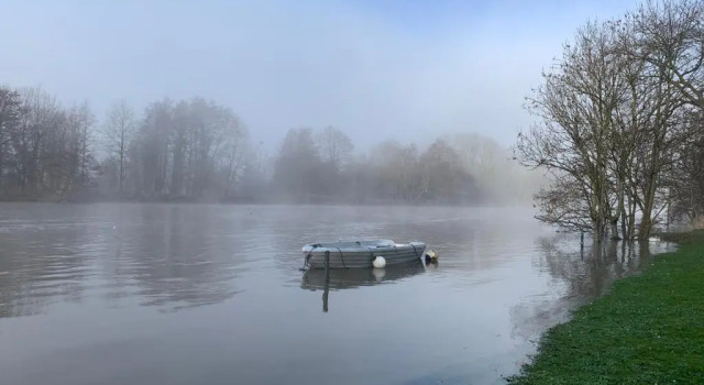 Gîte Bord de Meuse, Забронировать Отель Отели провинции Намюра с парковкой, Парковка