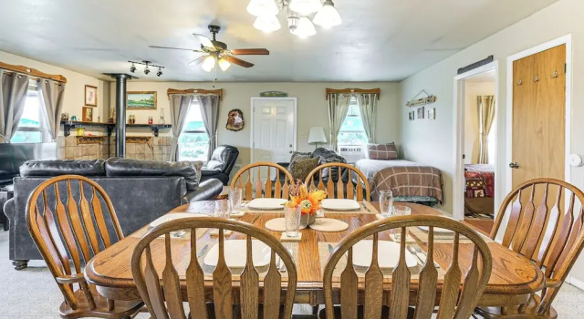 Коттедж Quiet Pagosa Springs Cabin: Lake & Mountain Views!