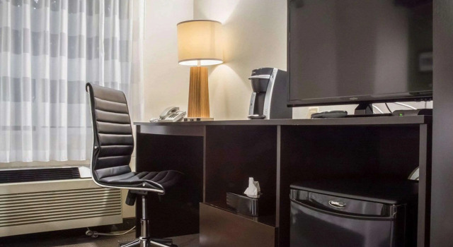 Standardní Čtyřlůžkový pokoj Sleep Inn Muskoka