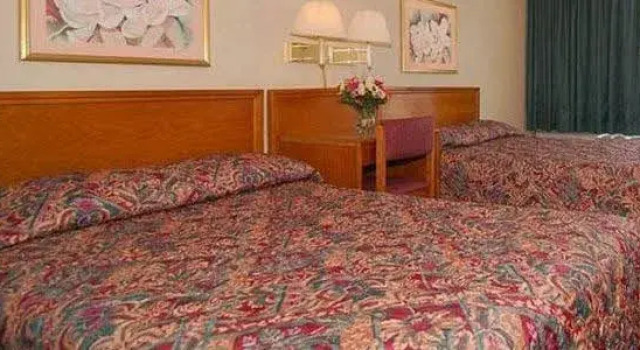 Econo Lodge Woodbridge, Брондау Қонақ үй Вудбридж Виргиния