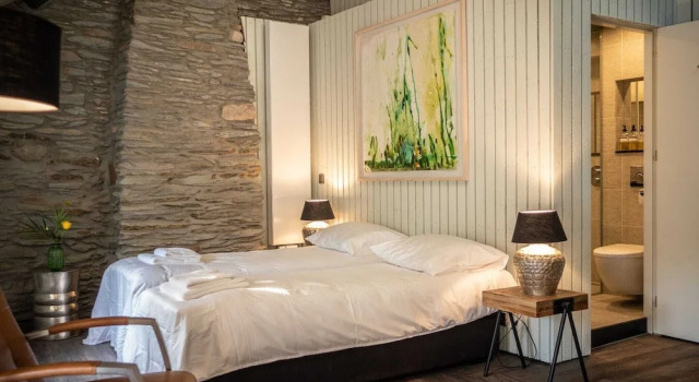 Authentic Group House in Vielsalm With Sauna and Bubble Bath, Забронировать Отель Вьельсальм 