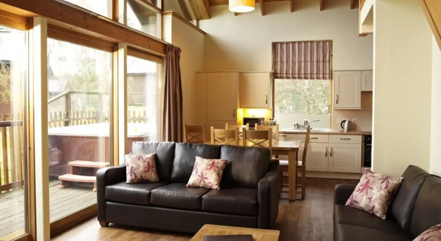 Forest Holidays Keldy, Забронировать Отель Отели Йоркширских вересковых поля 4 звезды, 4*