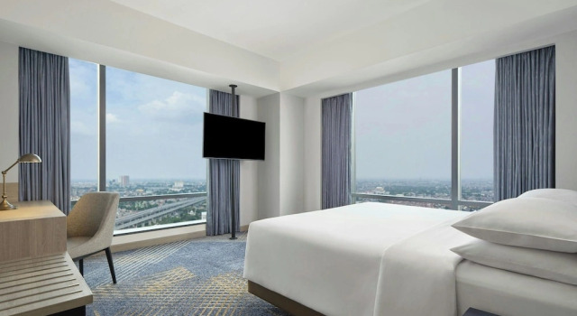 Junior suite Four Points by Sheraton Bekasi