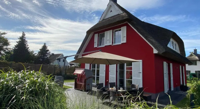 Fischers Ferienhaus Rügen mit Sauna und Kamin, Réserver Hôtel Ummanz Rügen