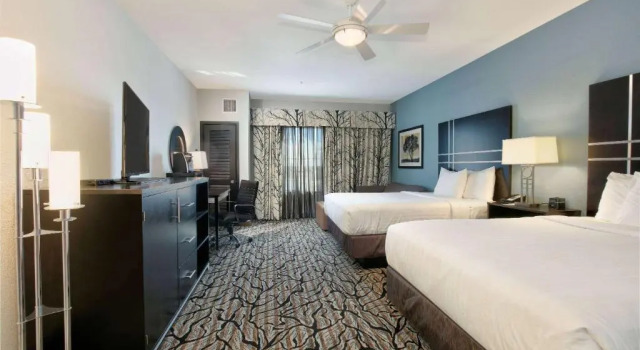 Люкс La Quinta Inn & Suites by Wyndham Lubbock Southwest
