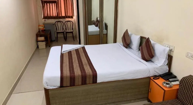 Студия Lucky Serviced Apartments -Near BKC