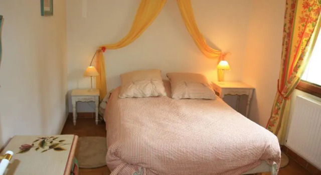 Chambre dHôtes Bleu Or, Забронировать Отель Со-де-Воклюз Mont Ventoux