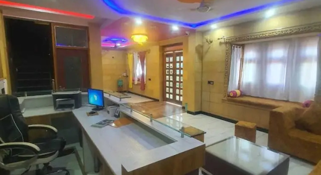Hotel Zam Zam Jaisalmer, Rezerwuj Hotel Hotele w Rajasthan z parkingiem, Parking