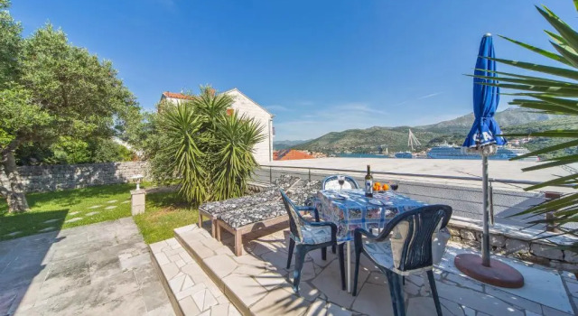 Студия Villa Jolanda Apartments