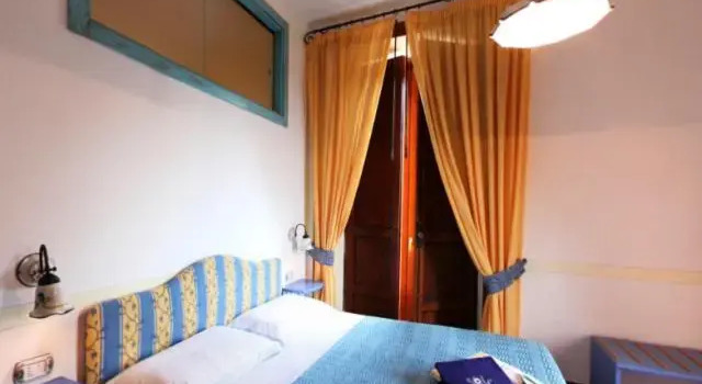 Полулюкс Hotel Del Sole Al Plebiscito
