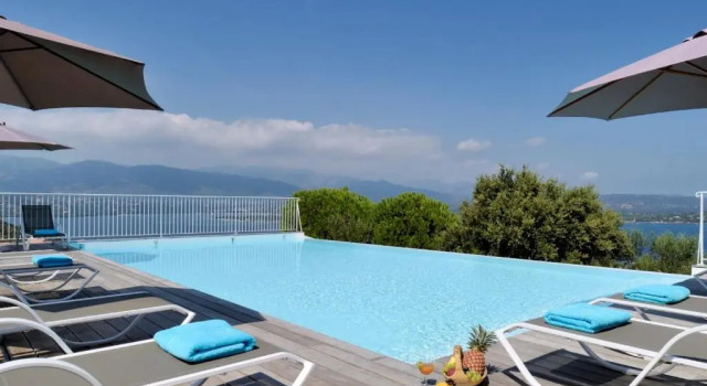Коттедж с 2 комнатами Résidence MARINA SERENA